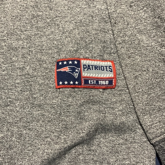 VS New England Patriots long sleeve - Picture 2 of 5